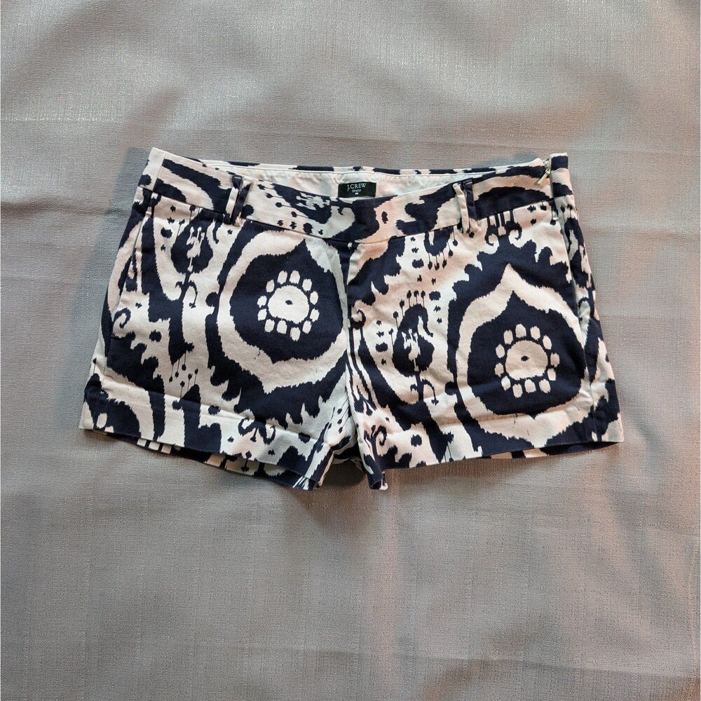 J. Crew Ivory & Navy Ikat Print Stretch Chino Shorts Size 8